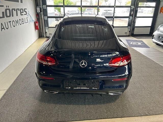 Gebraucht Mercedes C300 AMG 245 PS (180 kW) 2021 Blau Coupé
