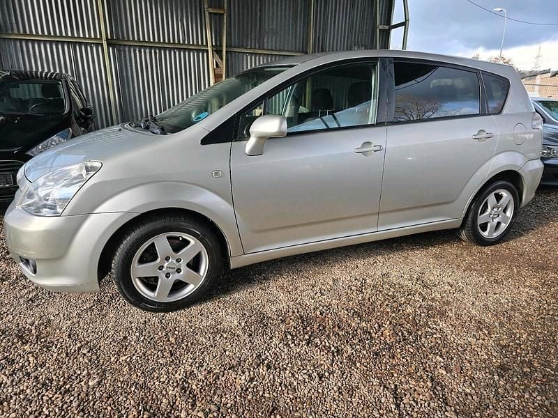 Usado Toyota Corolla 129 HP (94 kW) 2006 Prateado Carrinha