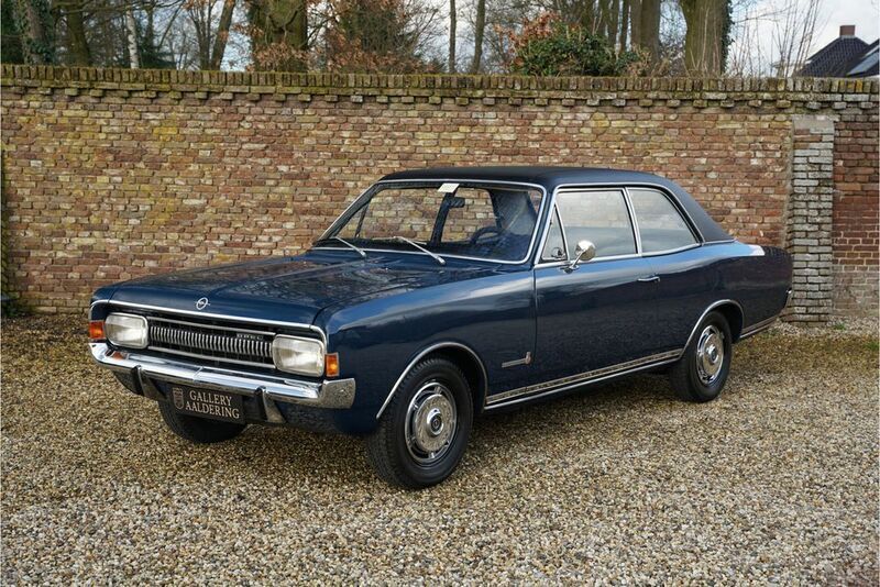 Blau Gebraucht 1970 Opel Commodore | 29.950 € - Bild 1/4
