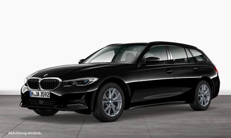 Schwarz Gebraucht 2021 BMW 330 Sport Line Kombi | 41.990 € - Bild 1/3