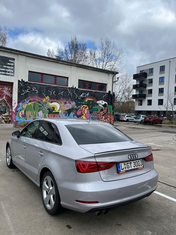 Gebraucht Audi A3 Ambition 150 PS (110 kW) 2015 Grau Limousine