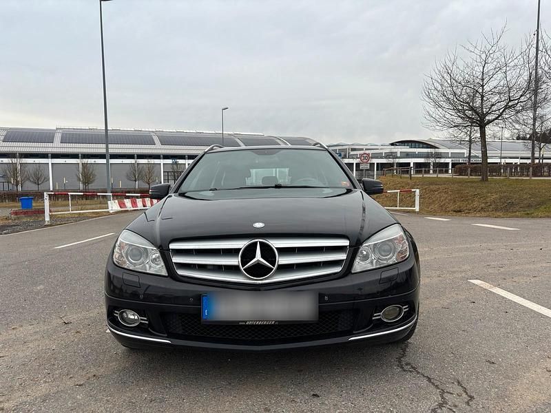 Gebraucht Mercedes C320 Avantgarde 265 PS (194 kW) 2009 Schwarz Kombi
