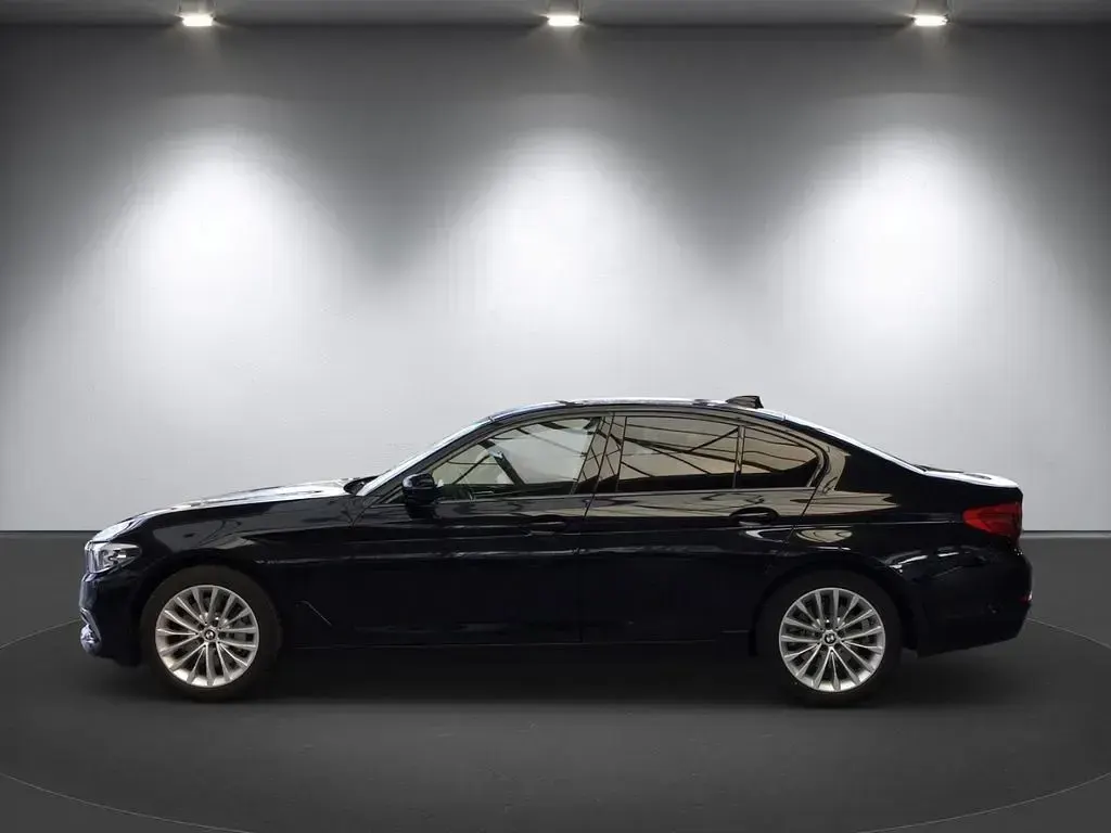 Gebraucht BMW 530 Luxury Line 252 PS (185 kW) 2019 Schwarz Limousine