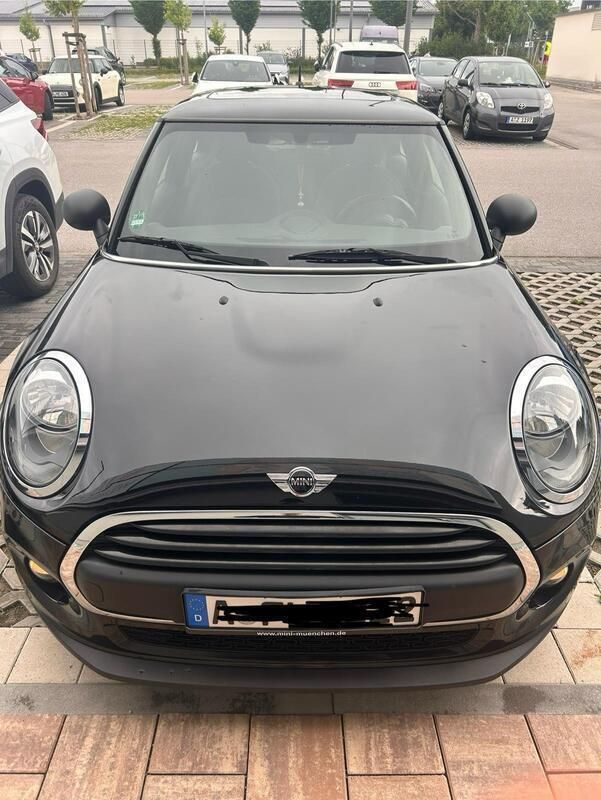 Schwarz Gebraucht 2017 Mini ONE Kleinwagen | 12.000 € - Bild 1/4