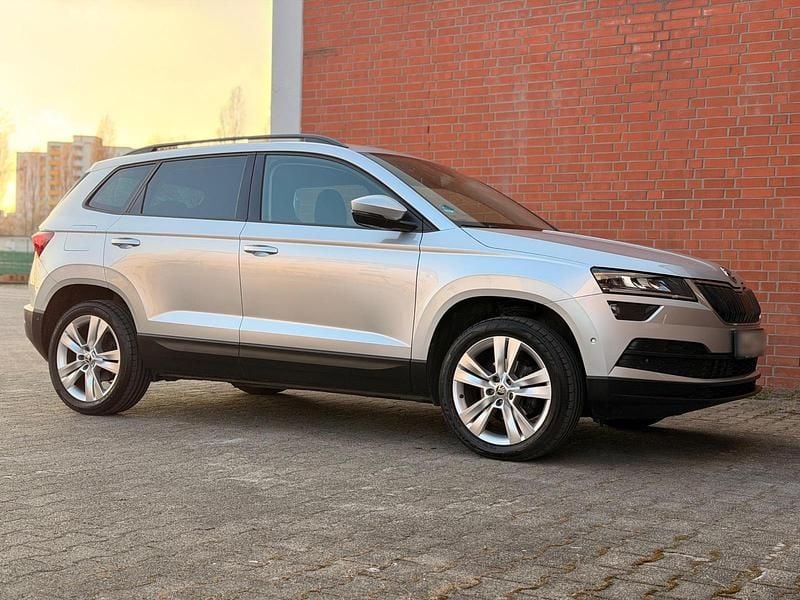 Gebraucht Skoda Karoq 116 PS (85 kW) 2019 Grau SUV