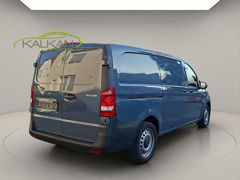 Gebraucht Mercedes Vito 102 PS (75 kW) 2020 Grau Van