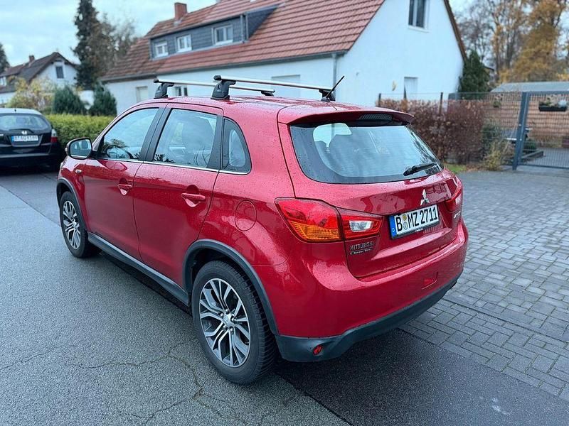 Gebraucht Mitsubishi ASX 117 PS (86 kW) 2016 Rot SUV