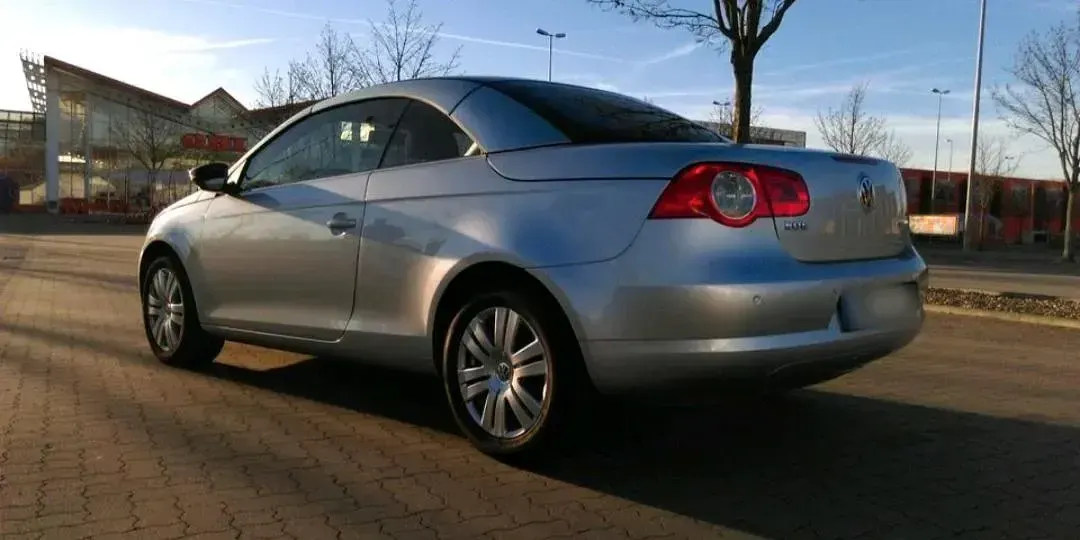 Gebraucht VW Eos 140 PS (102 kW) 2009 Silber Cabrio