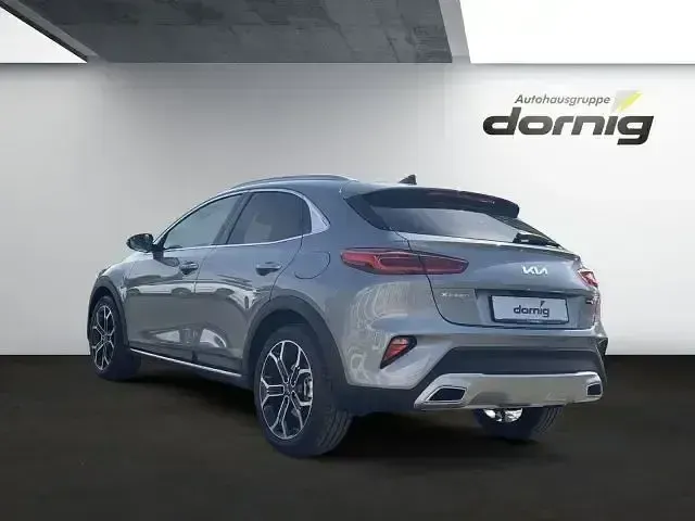 Używany Kia XCeed Black Xdition 204 KM (150 kW) 2022 Srebrny SUV