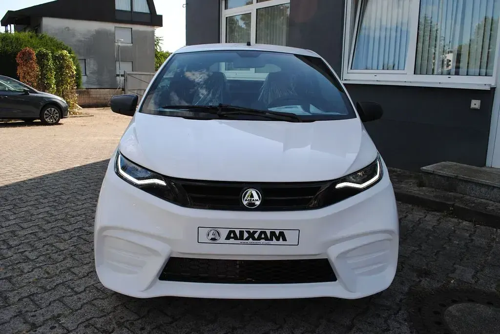 Ny Aixam AMBITION Pack 2026 Hvid Hatchback