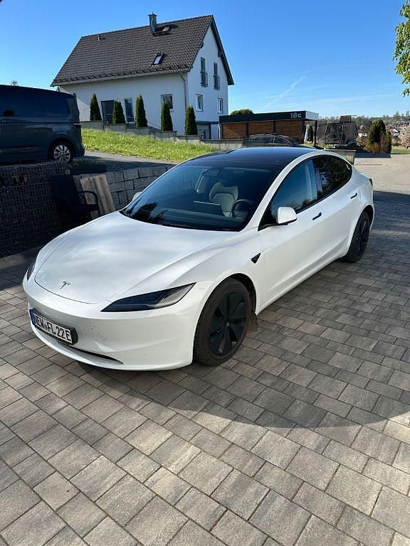 Brugt Tesla Model 3 288 kW (392 HK) 2023 Hvid Sedan
