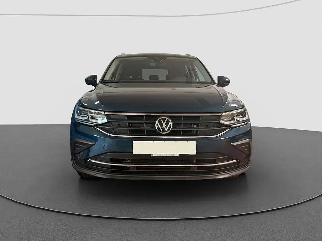 Gebraucht VW Tiguan Active 150 PS (110 kW) 2022 Blau SUV