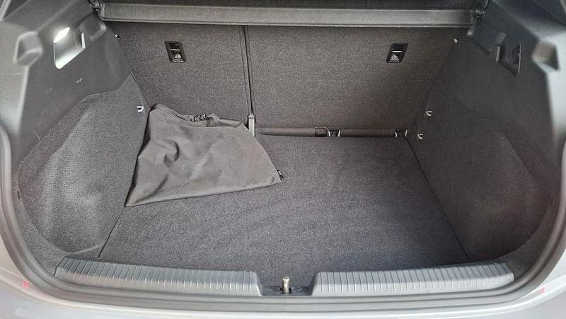 Gebraucht Cupra Born 150 kW (204 PS) 2023 Grau Kleinwagen