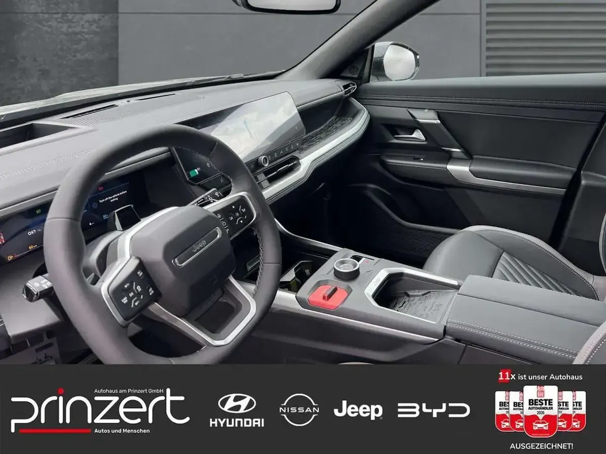 Neu Jeep Compass 224 PS (164 kW) 2026 Vulcano black SUV