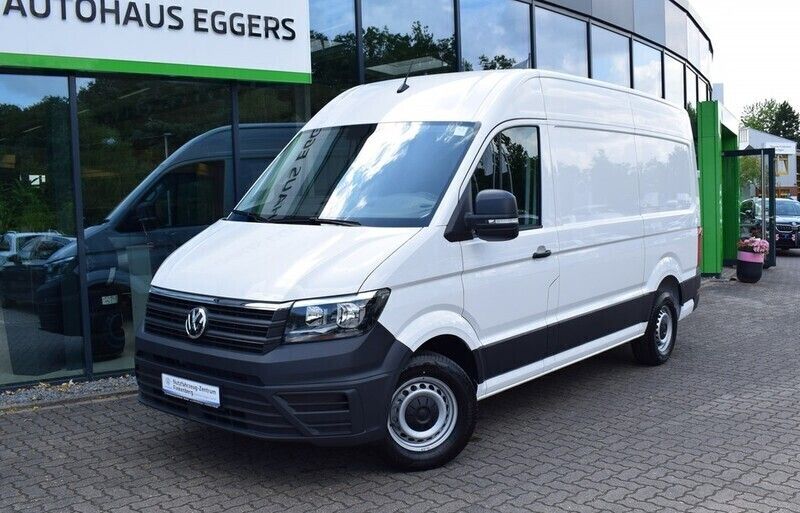 Weiß Gebraucht 2023 VW Crafter Van | 39.980 € (Teuer) - Bild 1/4