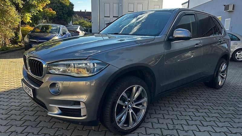 Grau Gebraucht 2014 BMW X5 Performance SUV | 19.500 € (Guter Preis) - Bild 1/4
