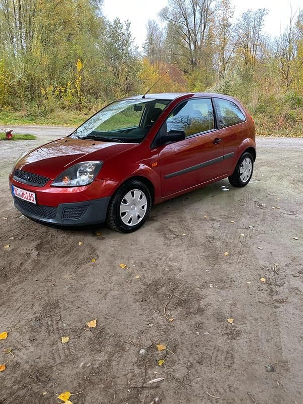 Orange Gebraucht 2005 Ford Fiesta Kleinwagen | 2.650 € - Bild 1/4