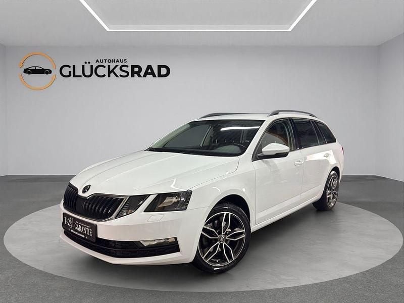 Weiß Gebraucht 2020 Skoda Octavia Ambition Kombi | 18.890 € (Fairer Preis) - Bild 1/4