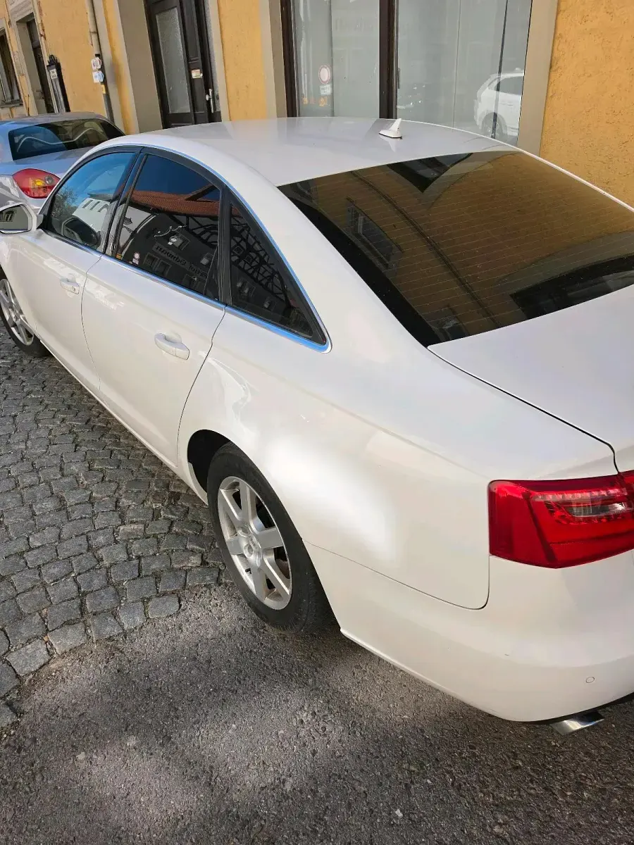 Gebraucht Audi A6 205 PS (150 kW) 2011 Limousine