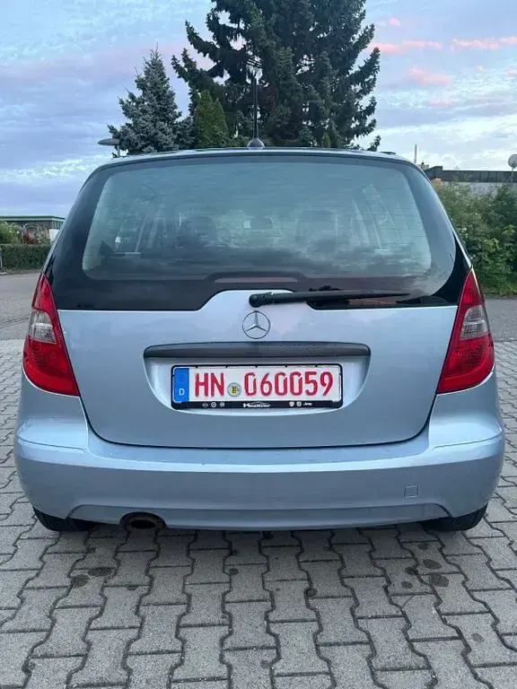 Gebraucht Mercedes A160 95 PS (69 kW) 2009 Blau Limousine