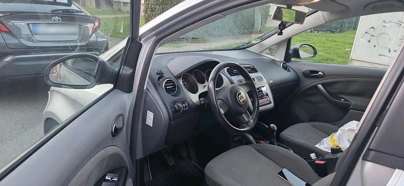 Gebraucht Seat Altea 140 PS (102 kW) 2005 Silber Van / Kleinbus