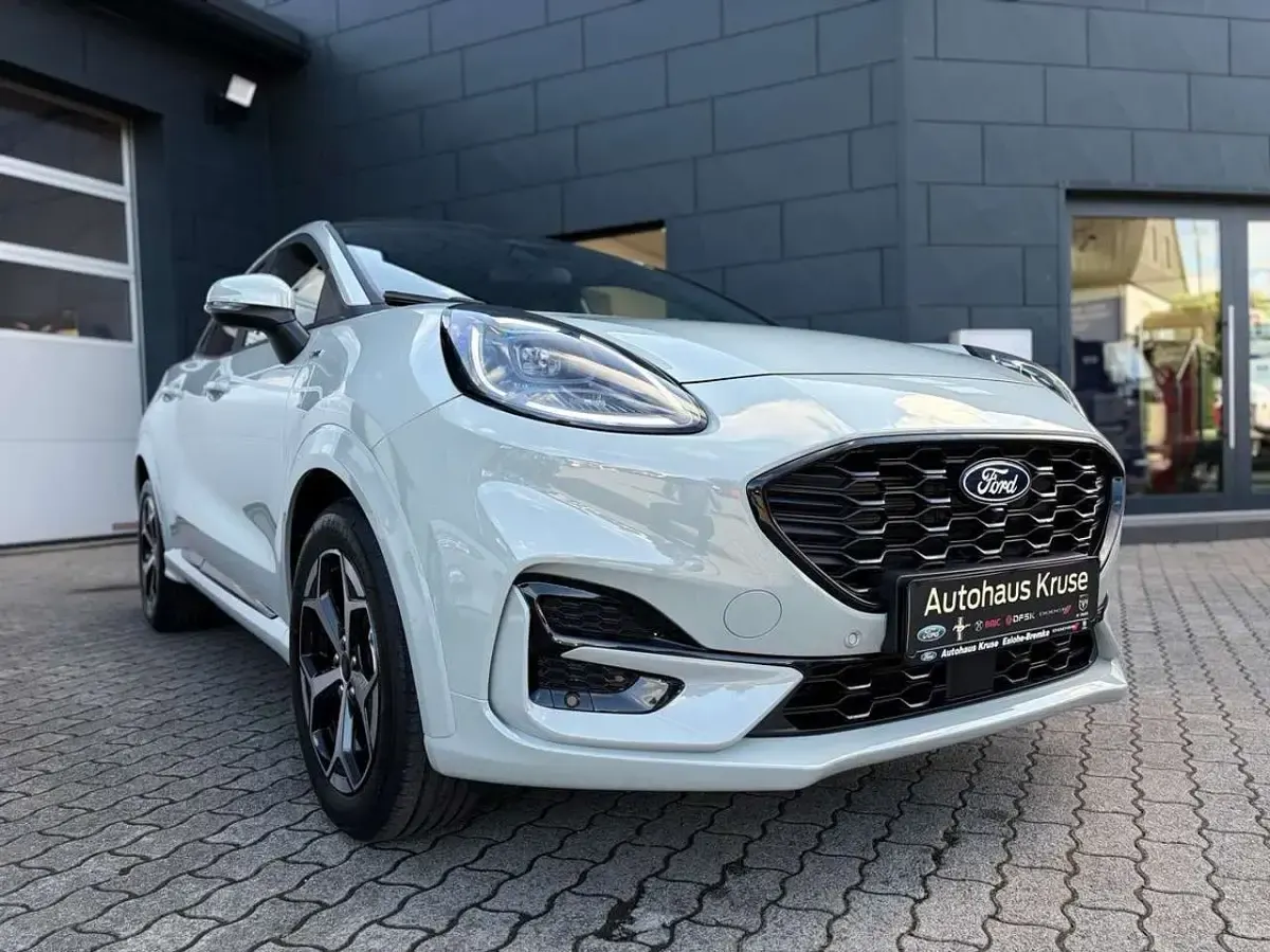 Neu Ford Puma 155 PS (114 kW) 2026 Cactus grey SUV