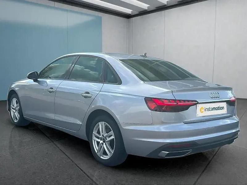 Gebraucht Audi A4 150 PS (110 kW) 2022 Silber Limousine