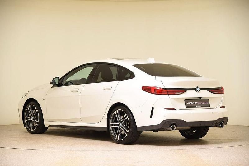 Gebraucht BMW 220 M Sport 190 PS (139 kW) 2024 Weiß Coupé