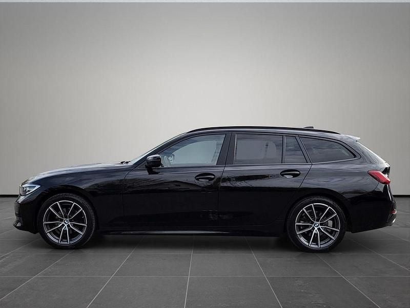 Gebraucht BMW 320 Advantage 184 PS (135 kW) 2020 Schwarz Kombi