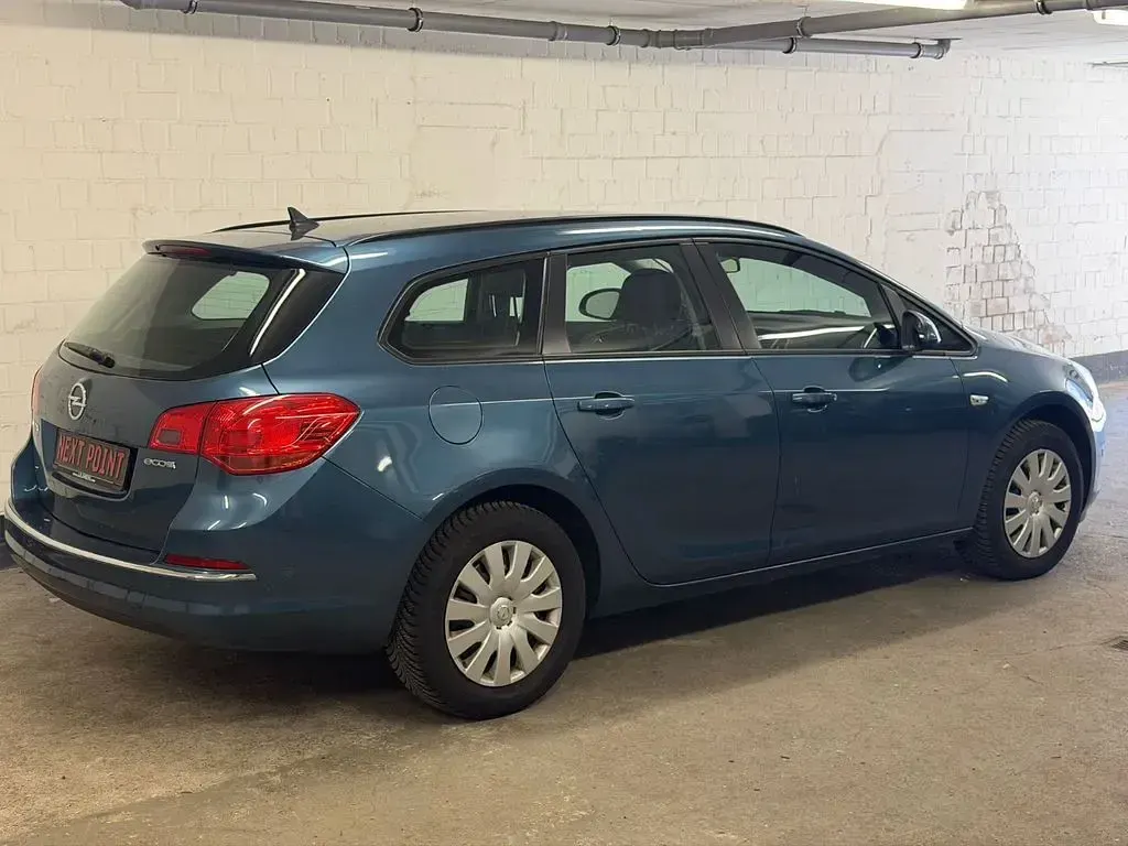 Gebraucht Opel Astra Edition 110 PS (80 kW) 2015 Blau Kombi