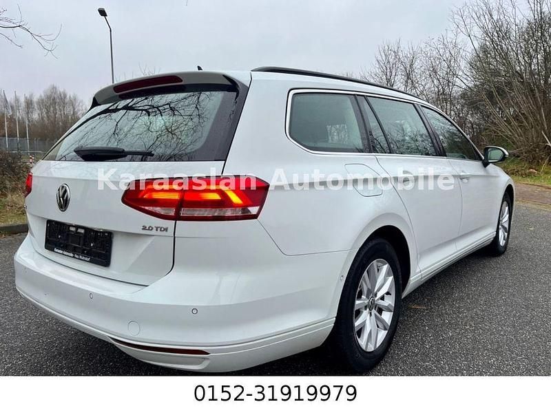 Gebraucht VW Passat Comfortline 150 PS (110 kW) 2018 Weiß Kombi