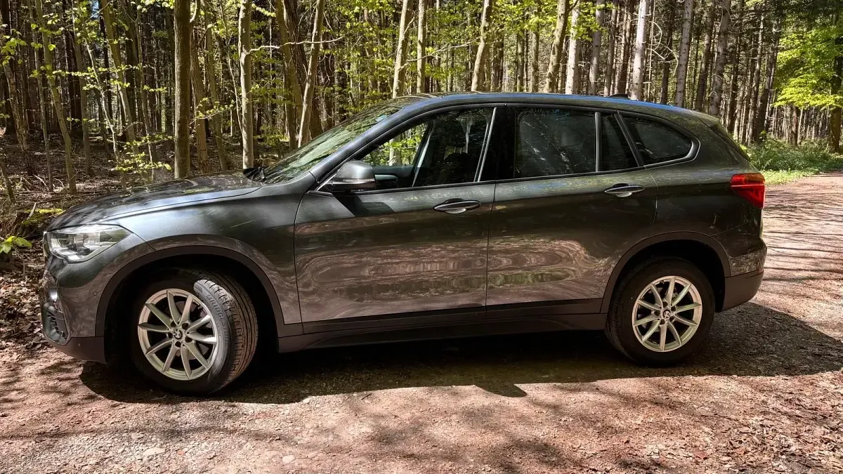 Gebraucht BMW X1 Advantage 136 PS (100 kW) 2017 Grau SUV