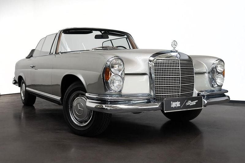 Gebraucht Mercedes W111 SE 160 PS (117 kW) 1968 Silber Cabrio