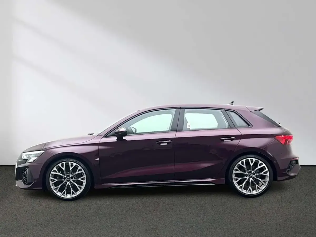Gebraucht Audi RS3 Design 400 PS (294 kW) 2023 Violett Limousine