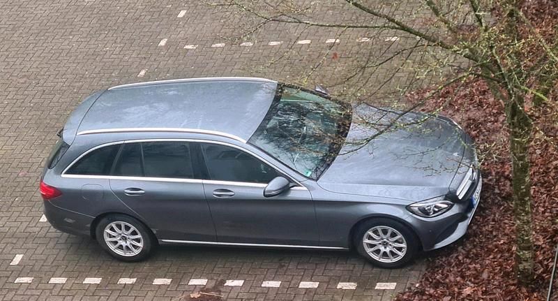 Gebraucht Mercedes 220 170 PS (125 kW) 2018 Grau Kombi