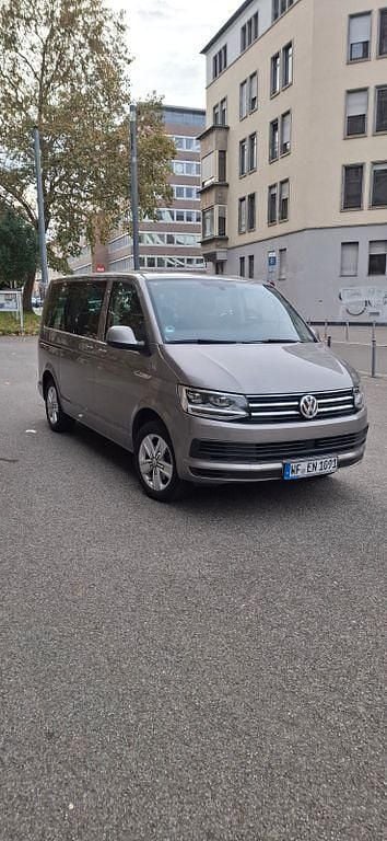 Beige Gebraucht 2016 VW Multivan Comfortline Van | 34.800 € (Teuer) - Bild 1/4