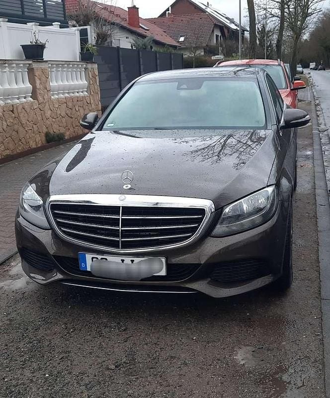 Gebraucht 2014 Mercedes C180 Classic Limousine | 14.600 € - Bild 1/3