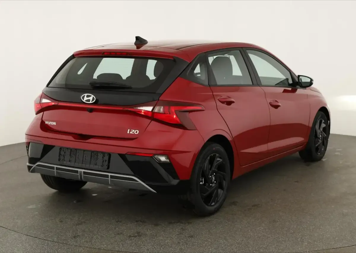 Neu Hyundai i20 GO! 90 PS (66 kW) 2026 Dragon red metallic Kleinwagen