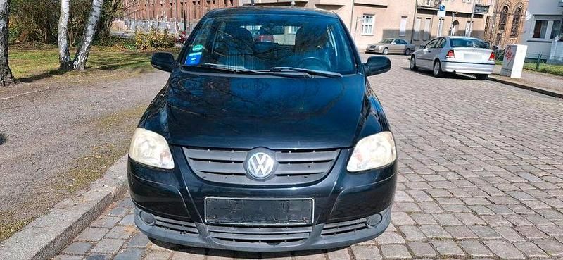 Gebraucht VW Fox 55 PS (40 kW) 2006 Schwarz Kleinwagen