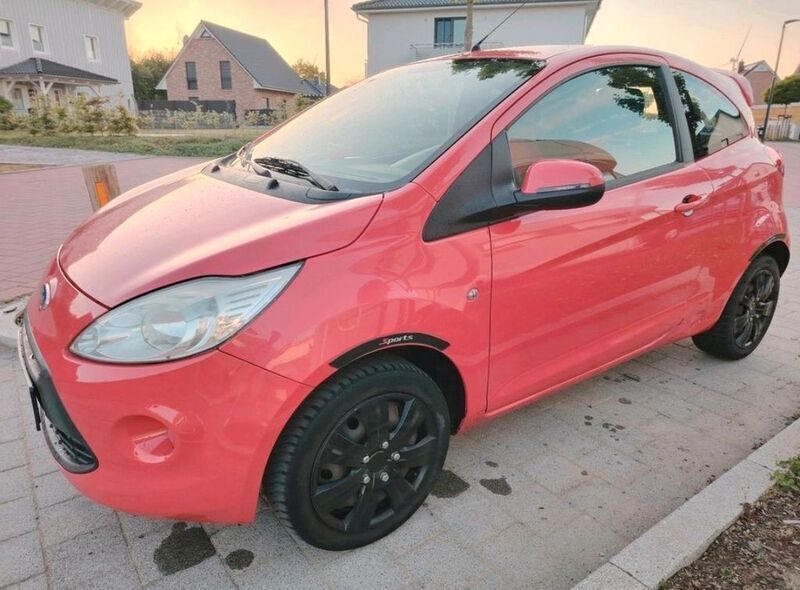 Rot Gebraucht 2009 Ford Ka Trend Kleinwagen | 2.450 € (Fairer Preis) - Bild 1/4