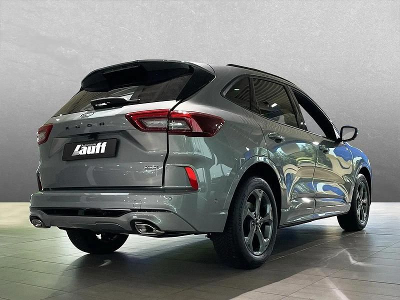 Second-hand Ford Kuga ST-Line X 179 CP (131 kW) 2026 Andere SUV