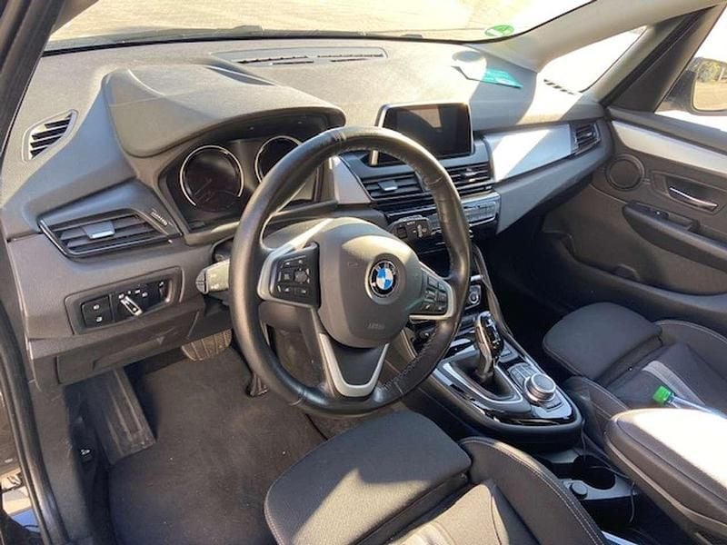 Gebraucht BMW 218 Active Tourer Advantage 150 PS (110 kW) 2018 Schwarz Van / Kleinbus