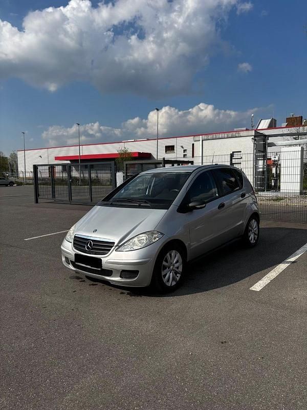 Gebraucht Mercedes A150 95 PS (69 kW) 2007 Silber Kleinwagen