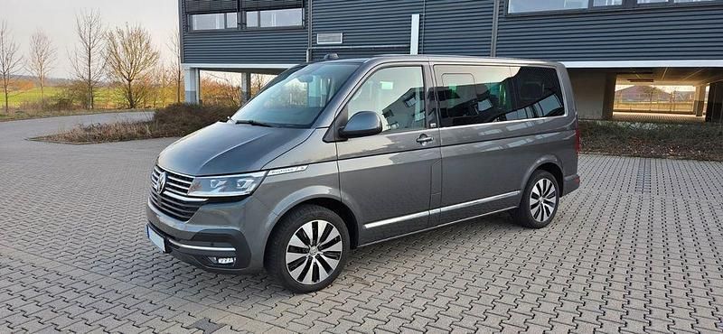 Gebraucht VW Multivan 204 PS (150 kW) 2022 Grau Van