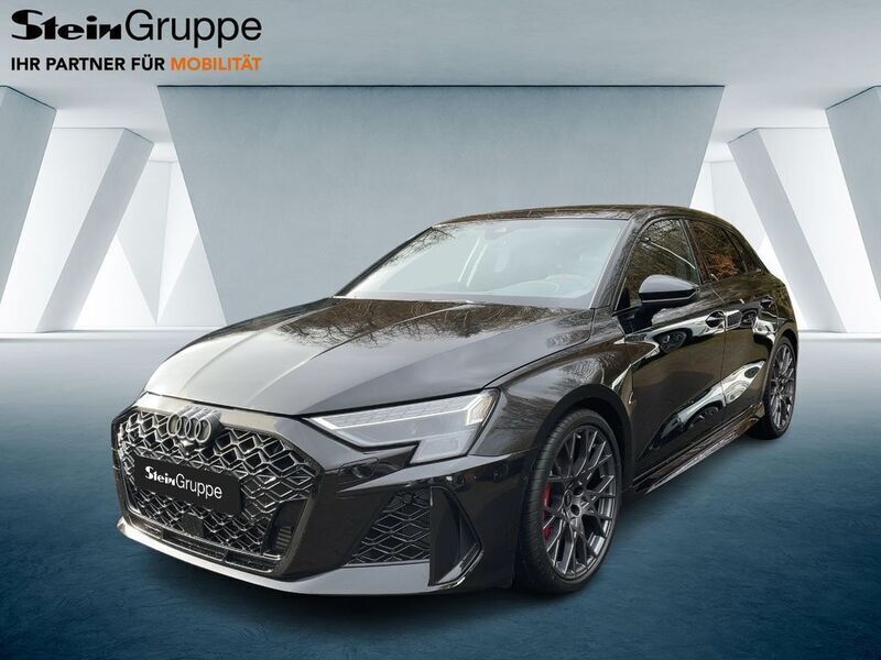 Schwarz Gebraucht 2025 Audi RS3 Sportback Sport Kleinwagen | 70.890 € (Fairer Preis) - Bild 1/4