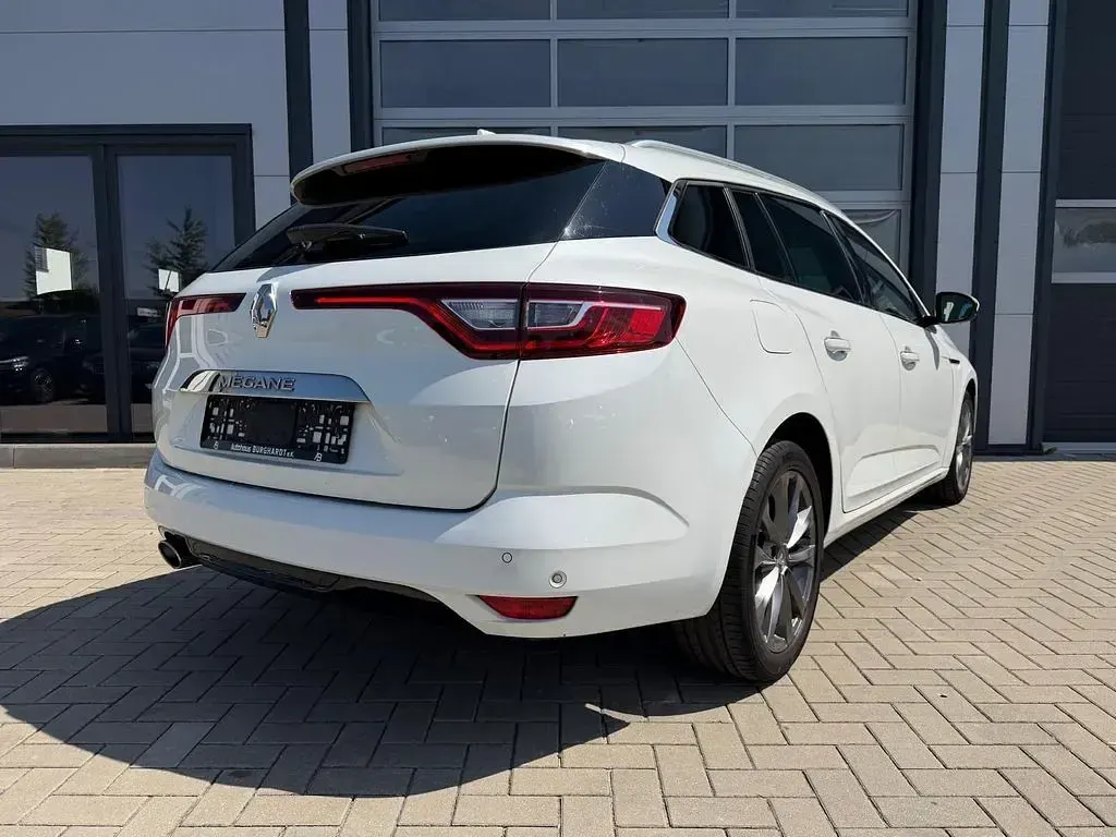 Gebraucht Renault Mégane IV Bose Edition 165 PS (121 kW) 2018 Weiß Limousine