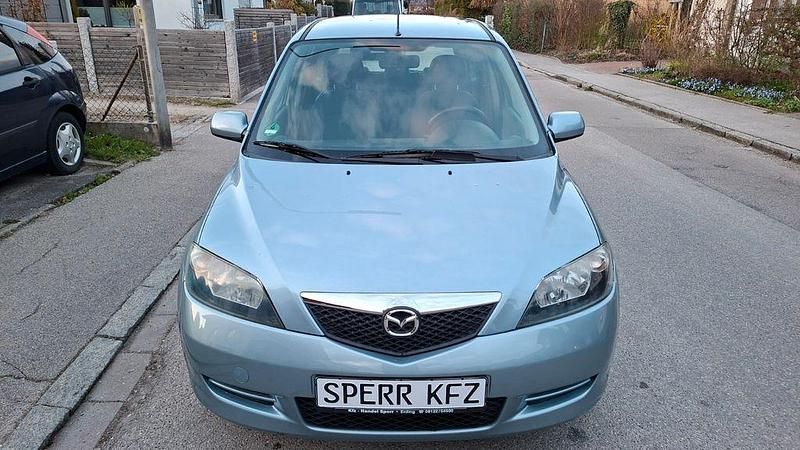 Gebraucht Mazda 2 Active 80 PS (58 kW) 2005 Blau Kleinwagen