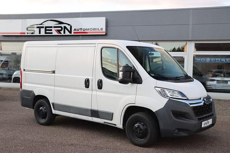 Weiß Gebraucht 2015 Citroën Jumper Profi Van / Kleinbus | 7.290 € - Bild 1/4