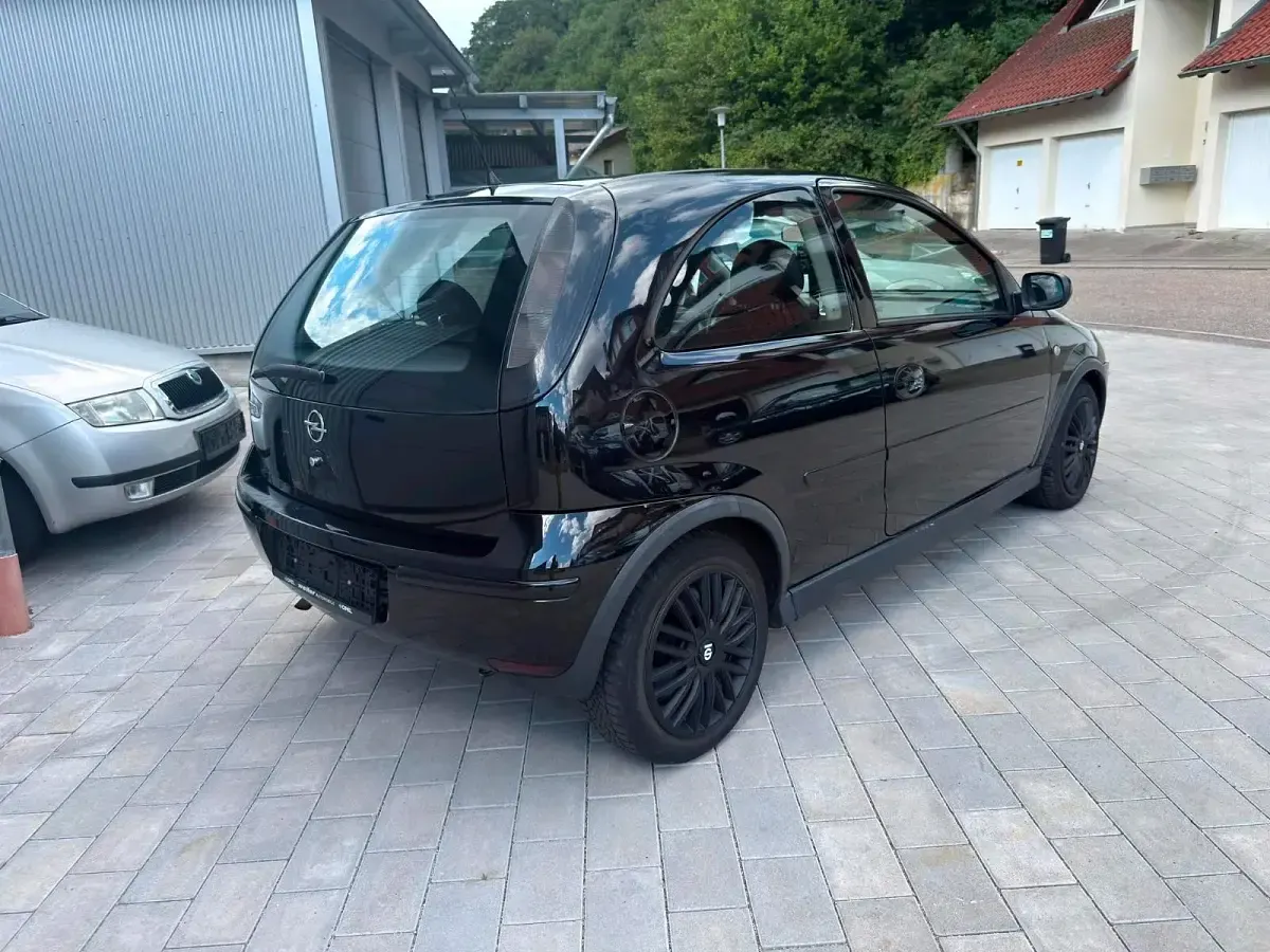 Gebraucht Opel Corsa 60 PS (44 kW) 2005 Schwarz Kleinwagen