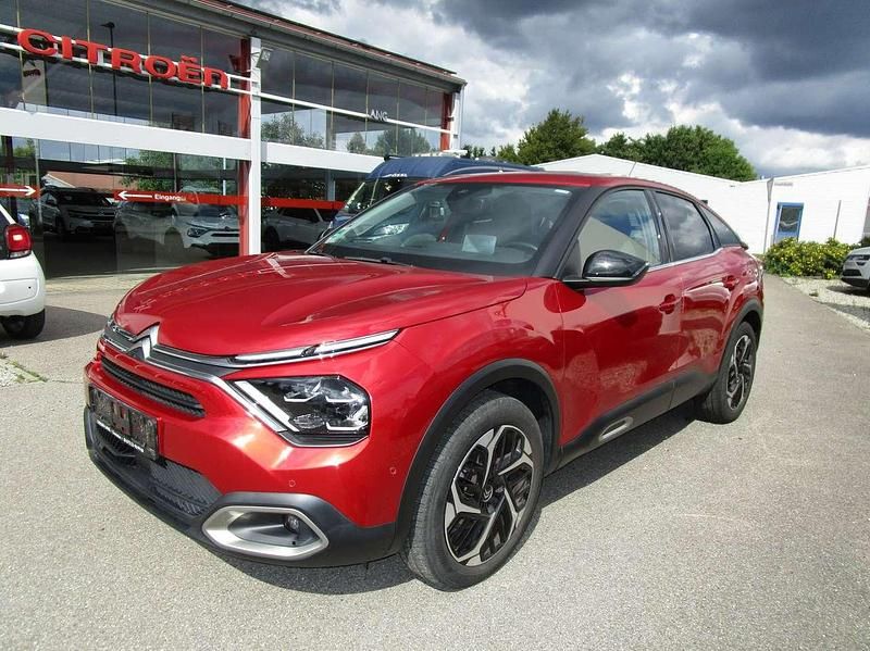 Gebraucht Citroën C4 Shine 155 PS (114 kW) 2021 Lackierung elixierrot Kleinwagen